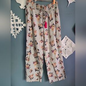 Maurices Gray Floral Lounge Pants